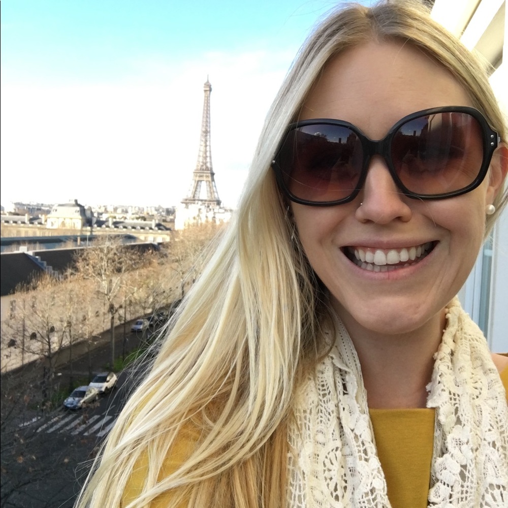 Meet your Posher, Amity